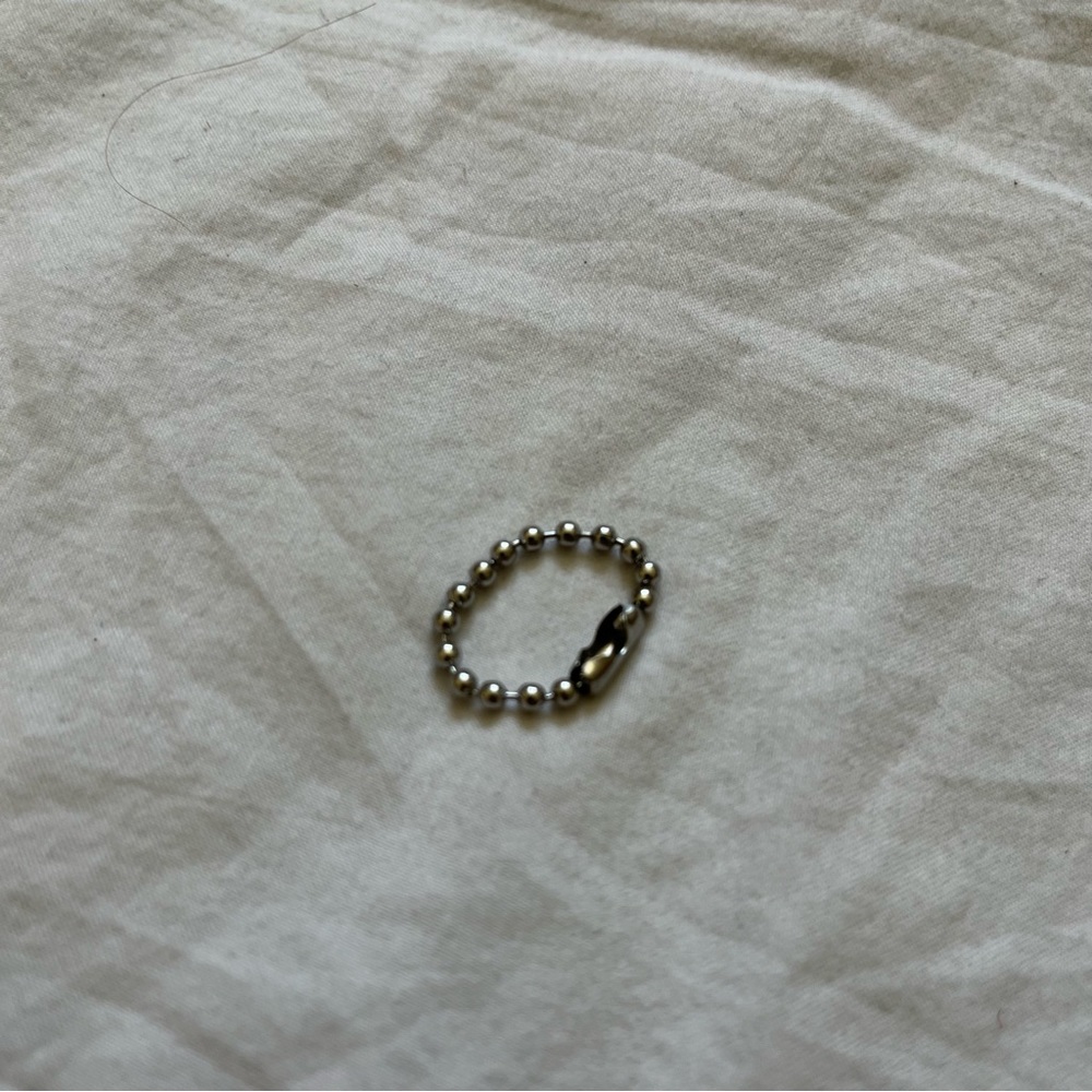 🪩silver ballchain ring🪩 - Picture 2 of 2